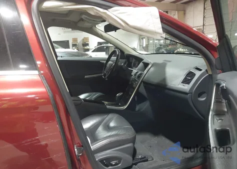 2013 Volvo Xc60 T6 из США, поврежденный, VIN YV4902DZ2D2442913